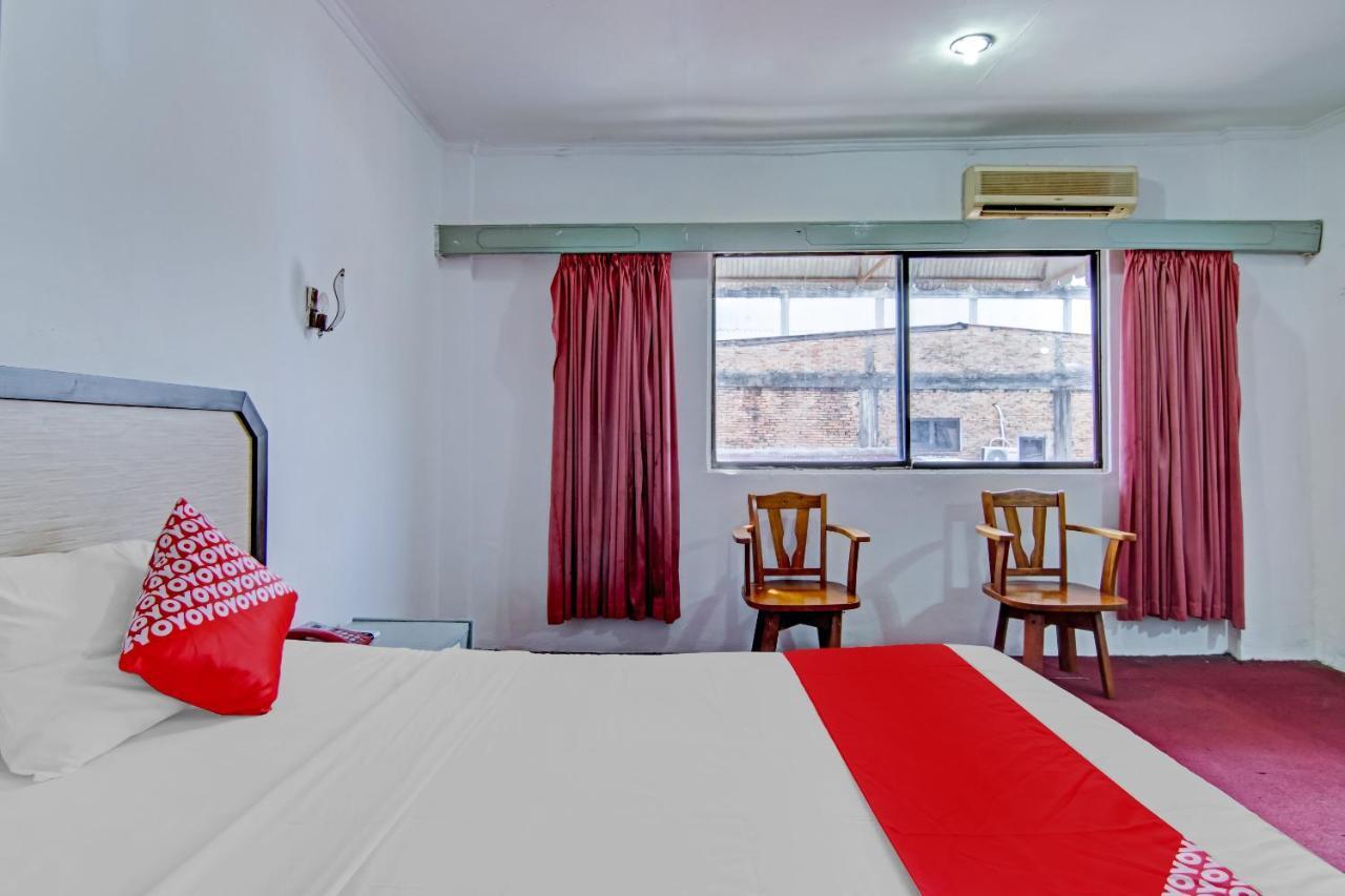 Oyo 90697 Hotel Wisata Dumai Exterior foto